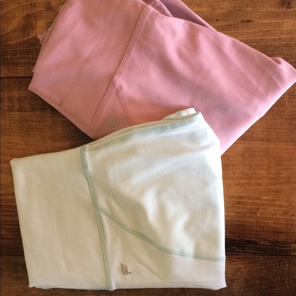 NWT Fabletics legging - Picture 4 of 4